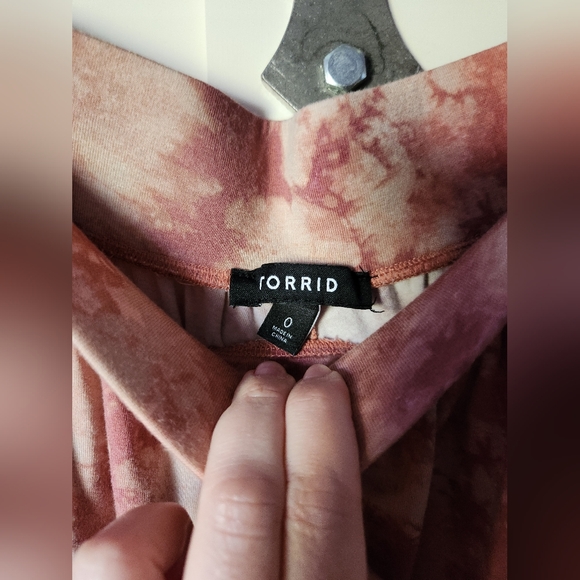 Torrid midi skirt size 0 - Picture 4 of 4